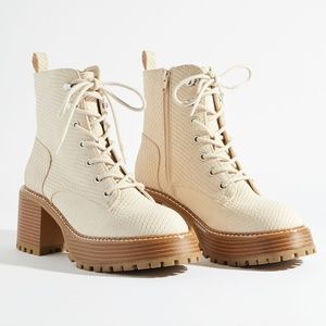 Altar'd State Cream lug/platform boot. Sz 7.5